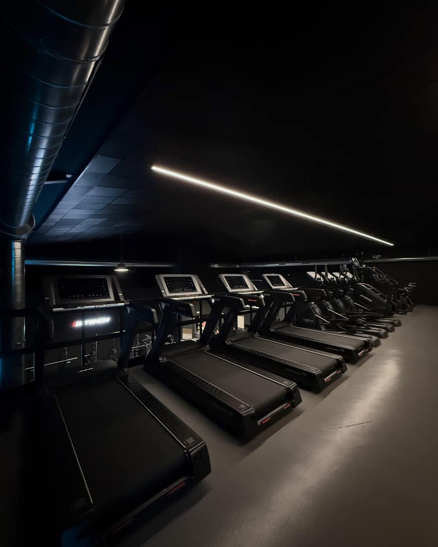 Cintas de correr y elípticas de Impulse Fitness Club